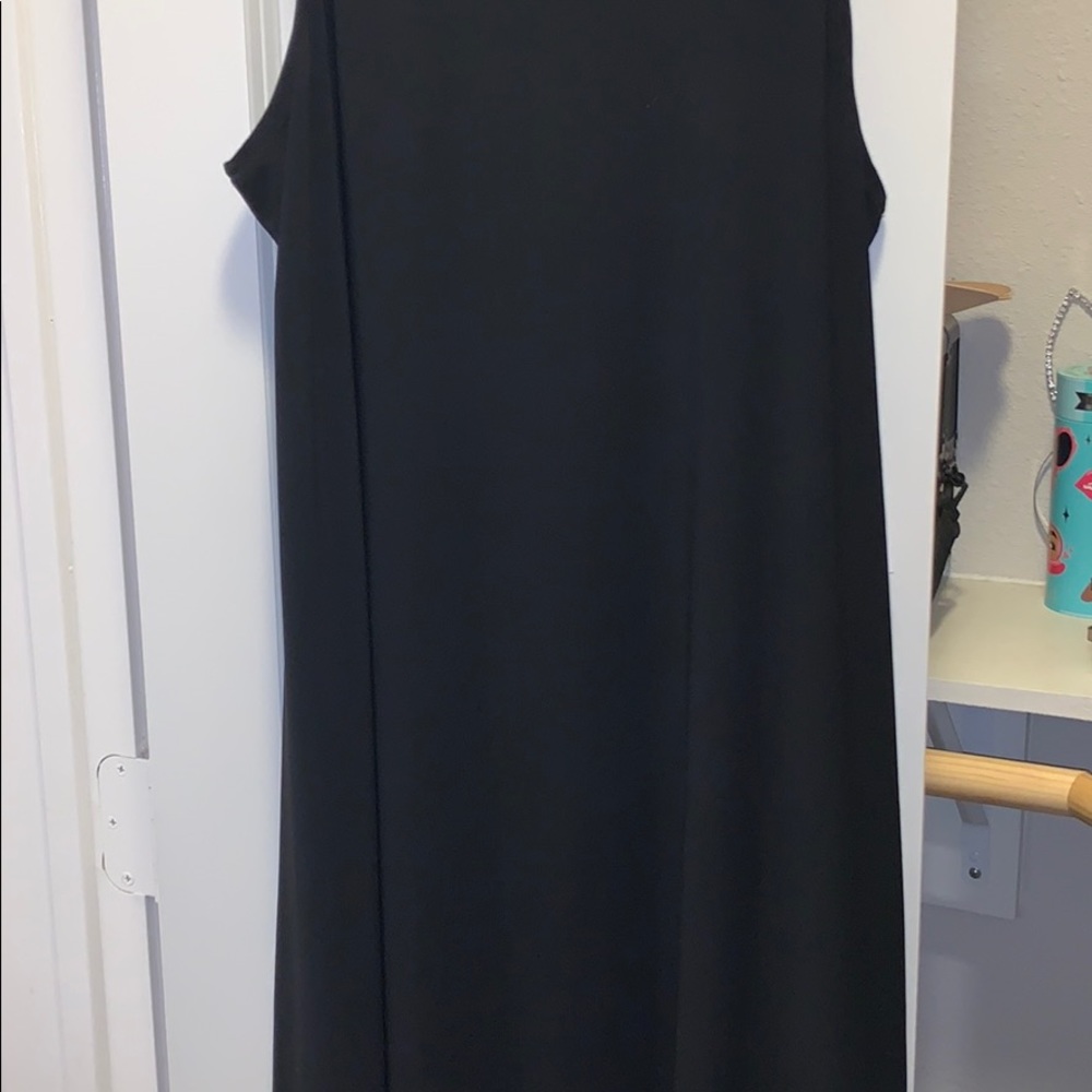 Tiana B dress